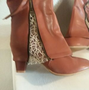 Women's soft leather boots